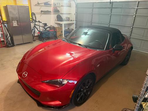 Red 2016 Mazda MX-5 Miata Club