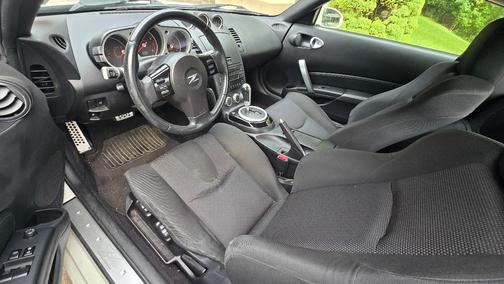 White 2006 Nissan 350Z Enthusiast