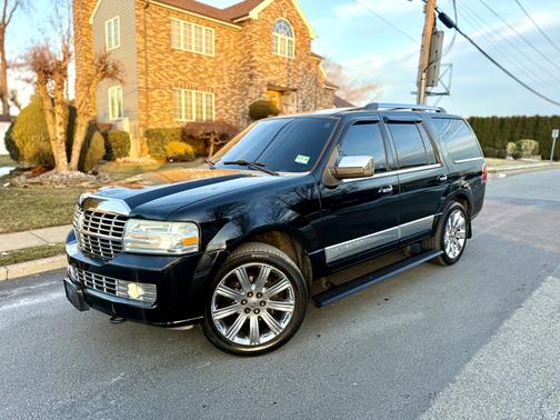2008 Lincoln Navigator Base