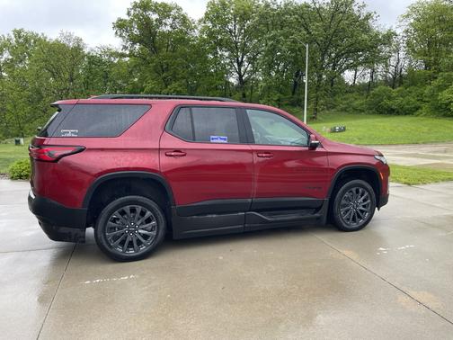 2022 Chevrolet Traverse RS