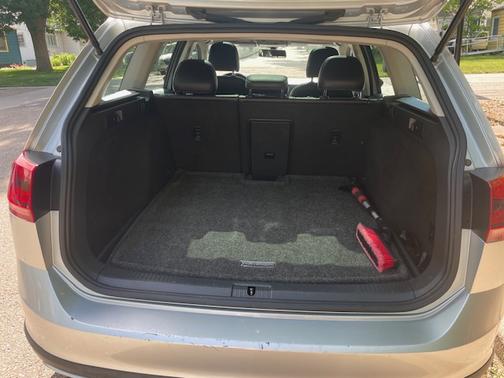 2017 Volkswagen Golf Alltrack TSI SE