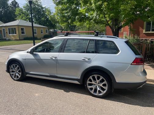 2017 Volkswagen Golf Alltrack TSI SE