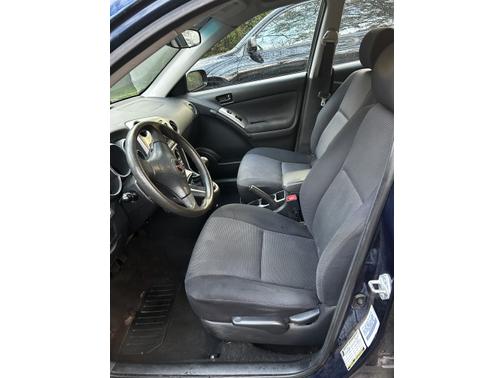 2006 Pontiac Vibe Base