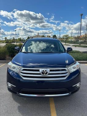 Blue 2013 Toyota Highlander Limited