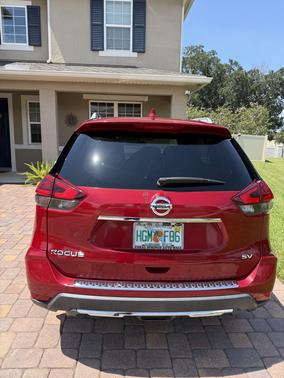 Red 2017 Nissan Rogue SV