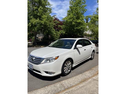 2011 Toyota Avalon Limited