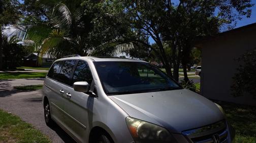 Silver 2005 Honda Odyssey EX-L