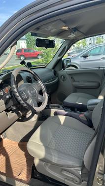 Gold 2006 Jeep Liberty Sport