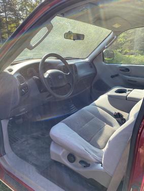 2004 Ford F-150 Heritage XL