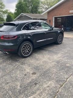Gray 2018 Porsche Macan Macan S