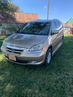 Gold 2007 Honda Odyssey Touring