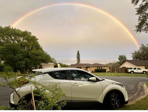 White 2018 Toyota C-HR XLE Premium