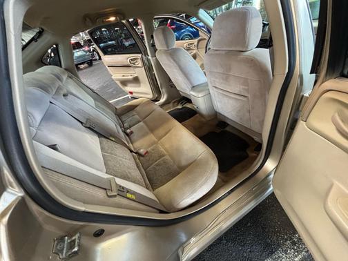 2005 Chevrolet Impala LS