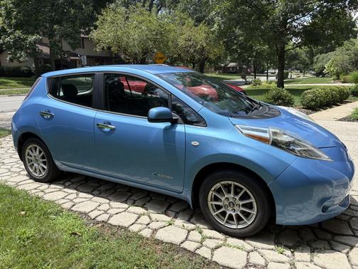 2013 Nissan Leaf SL