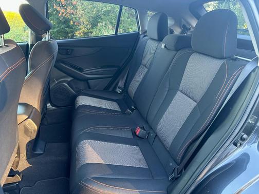 Gray 2019 Subaru Crosstrek 2.0i Premium