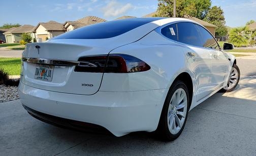 White 2018 Tesla Model S 100D