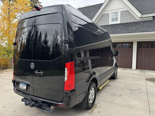 2022 Mercedes-Benz Sprinter 2500 Standard Roof