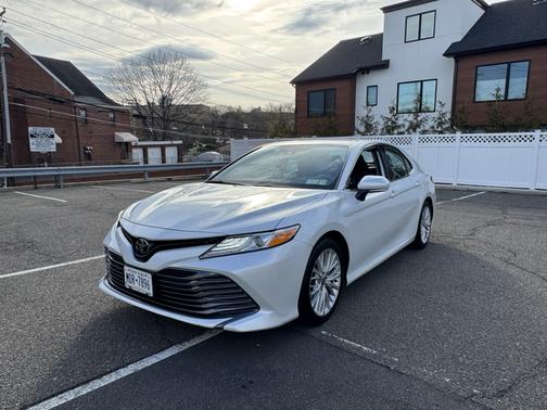 2020 Toyota Camry XLE