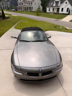 Gray 2005 BMW Z4 2.5i Roadster