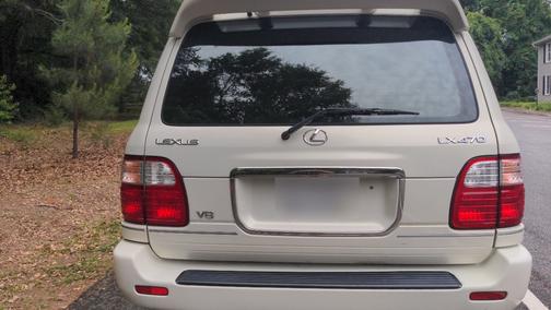 2001 Lexus LX 470 Base