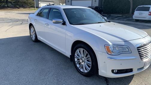 2012 Chrysler 300C Base