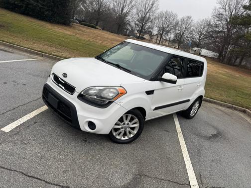 2012 Kia Soul +
