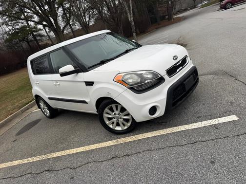 2012 Kia Soul +
