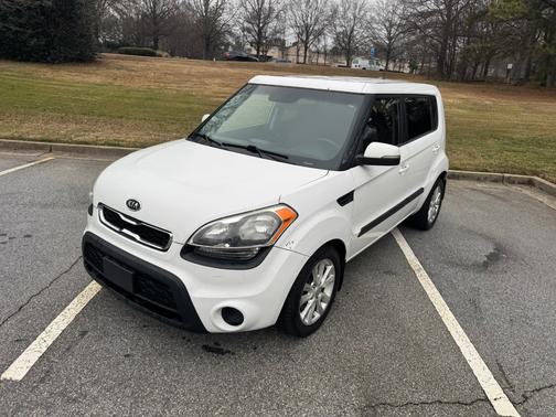 2012 Kia Soul +