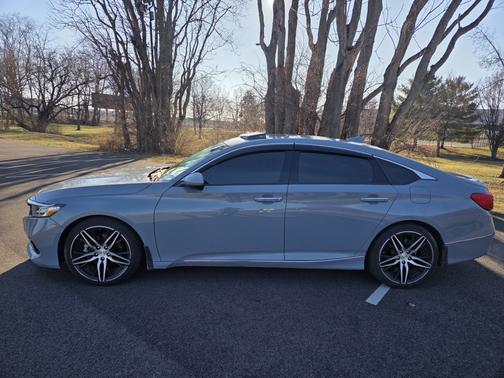 2022 Honda Accord Touring 2.0T