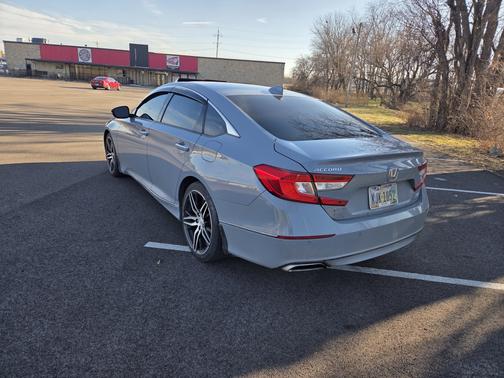 2022 Honda Accord Touring 2.0T