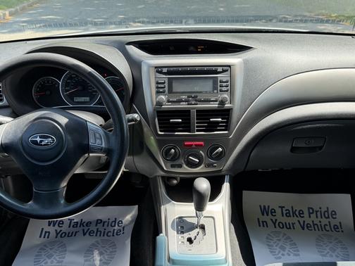 Silver 2009 Subaru Impreza 2.5 i