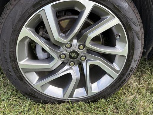 2020 Land Rover Discovery Limited Edition