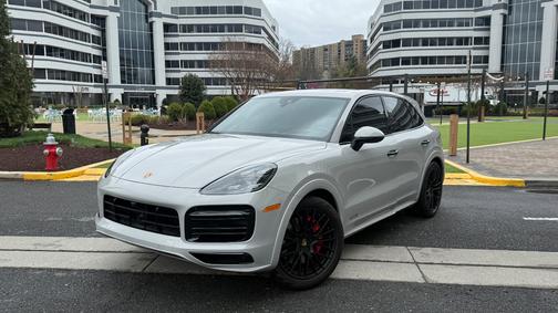 2021 Porsche Cayenne Cayenne GTS
