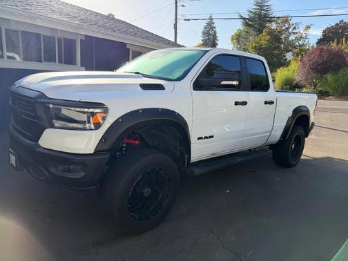 White 2020 RAM 1500 Big Horn/Lone Star