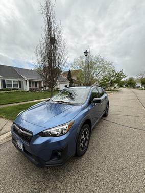 Blue 2018 Subaru Crosstrek 2.0i