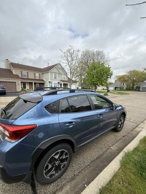 Blue 2018 Subaru Crosstrek 2.0i