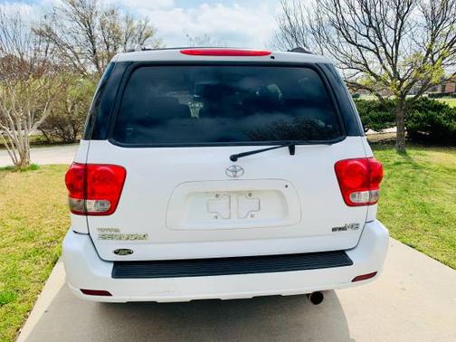 2007 Toyota Sequoia SR5