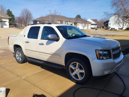 2013 Chevrolet Avalanche LTZ