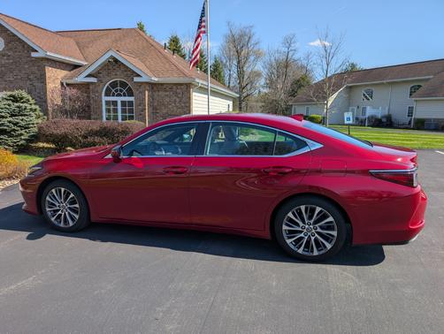 2020 Lexus ES 350 Base