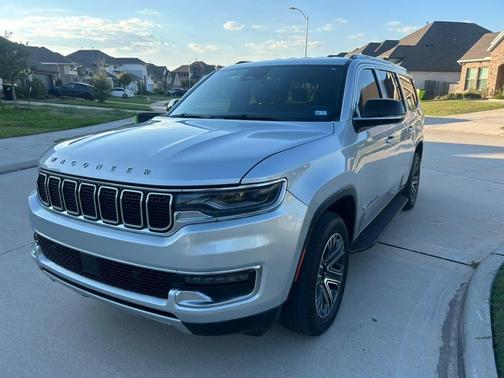Silver 2024 Jeep Wagoneer L Series II