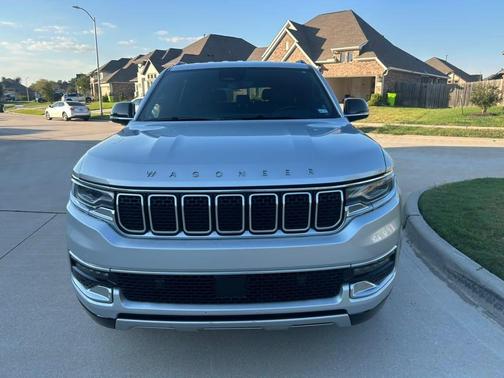 Silver 2024 Jeep Wagoneer L Series II