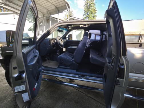 2001 Chevrolet Silverado 2500 LS H/D Extended Cab