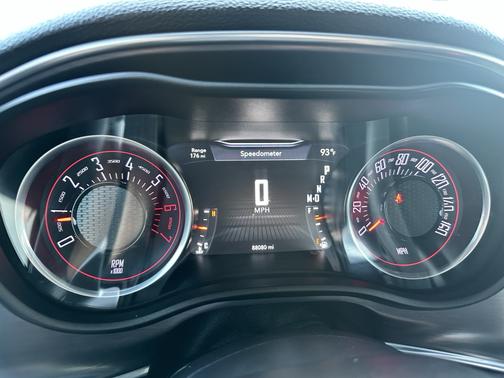 2017 Dodge Challenger R/T