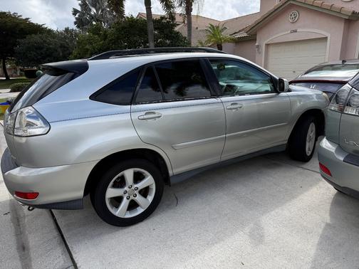 2004 Lexus RX 330 Base