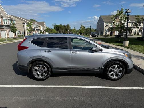 Silver 2017 Honda CR-V EX