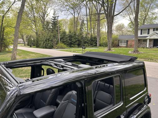 Black 2022 Jeep Wrangler Unlimited 4xe Rubicon