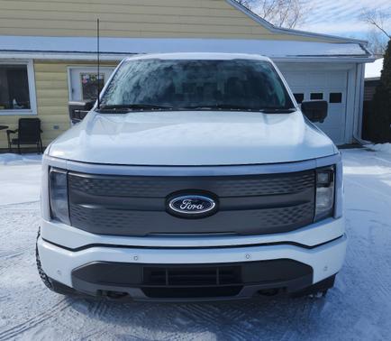 2023 Ford F-150 Lightning XLT