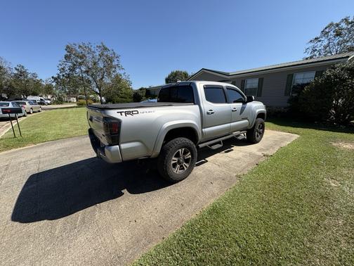 2016 Toyota Tacoma TRD Sport