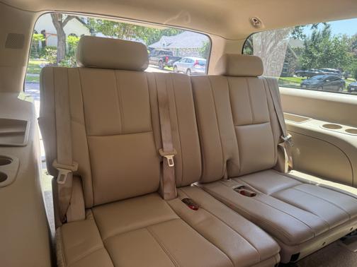2012 Chevrolet Suburban 1500 LT
