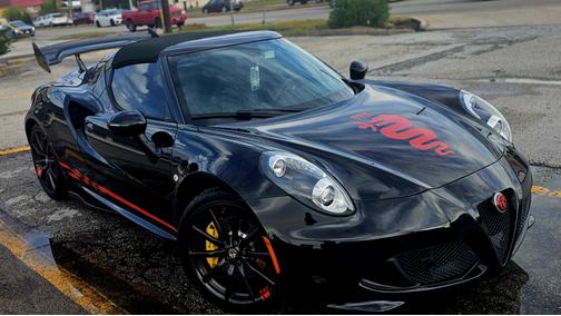 2016 Alfa Romeo 4C Spider Base